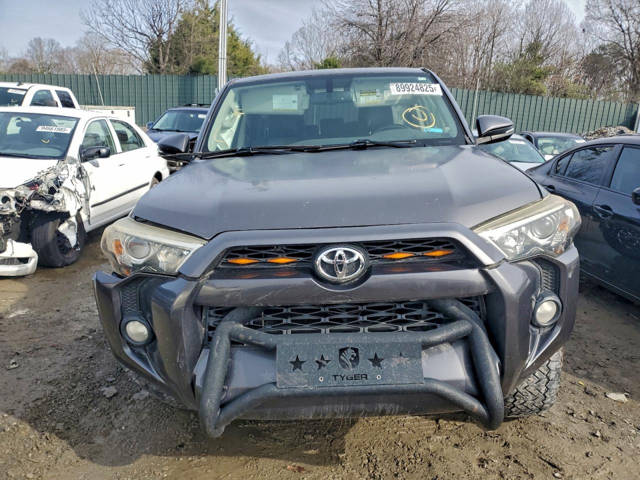 TOYOTA 4RUNNER SR5/SR5 PREMIUM