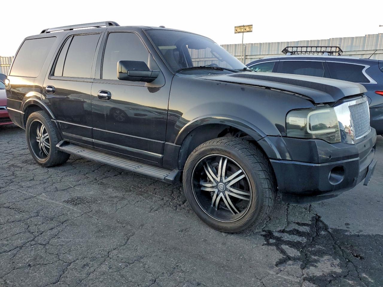 FORD EXPEDITION LIMITED