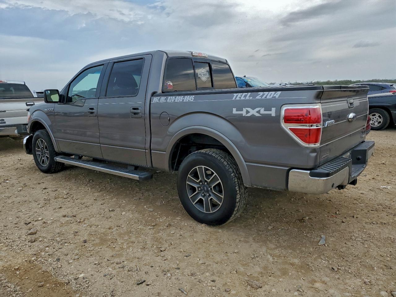 FORD F-150 SUPERCREW