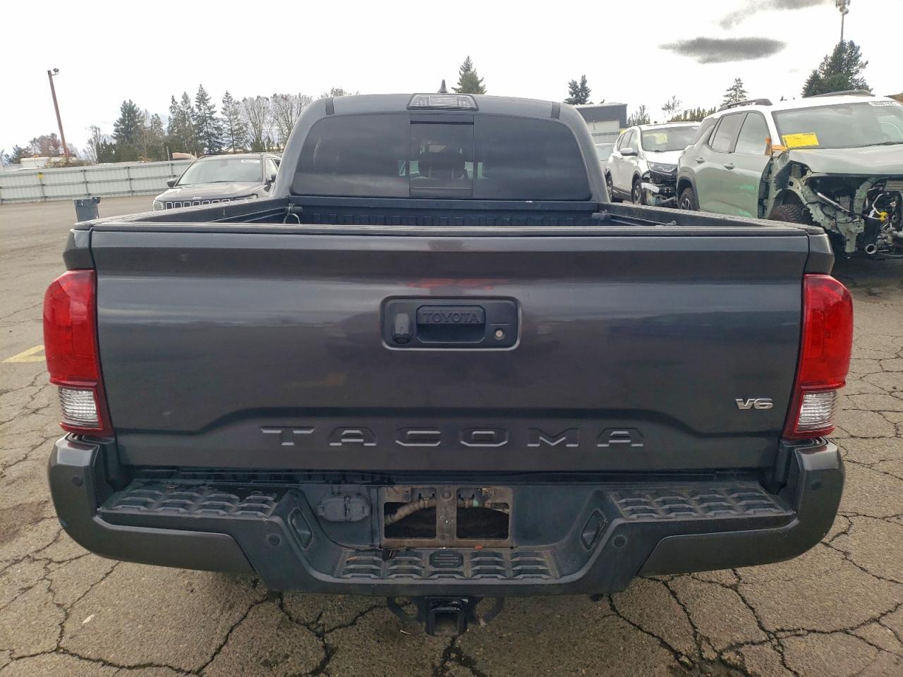 TOYOTA TACOMA DOUBLE CAB