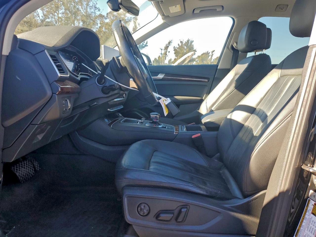 AUDI Q5 PREMIUM PLUS