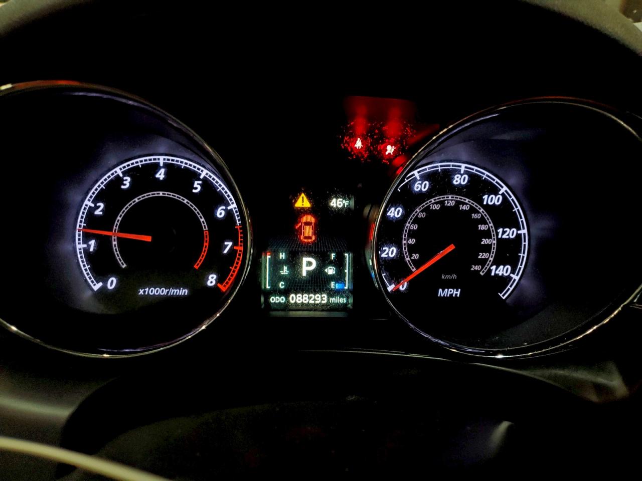 MITSUBISHI OUTLANDER ES