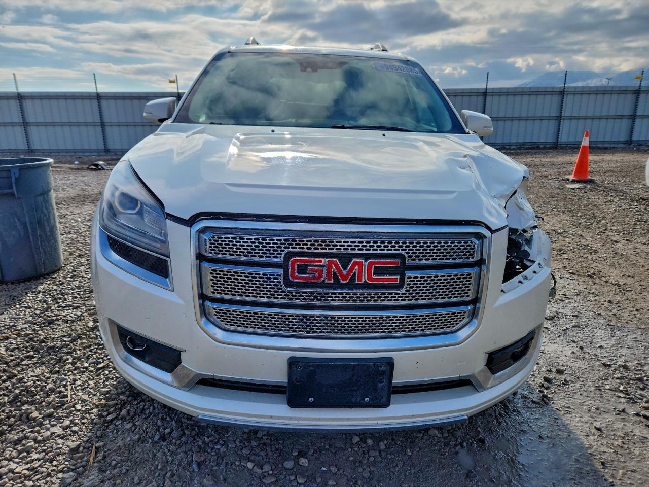 GMC ACADIA DENALI