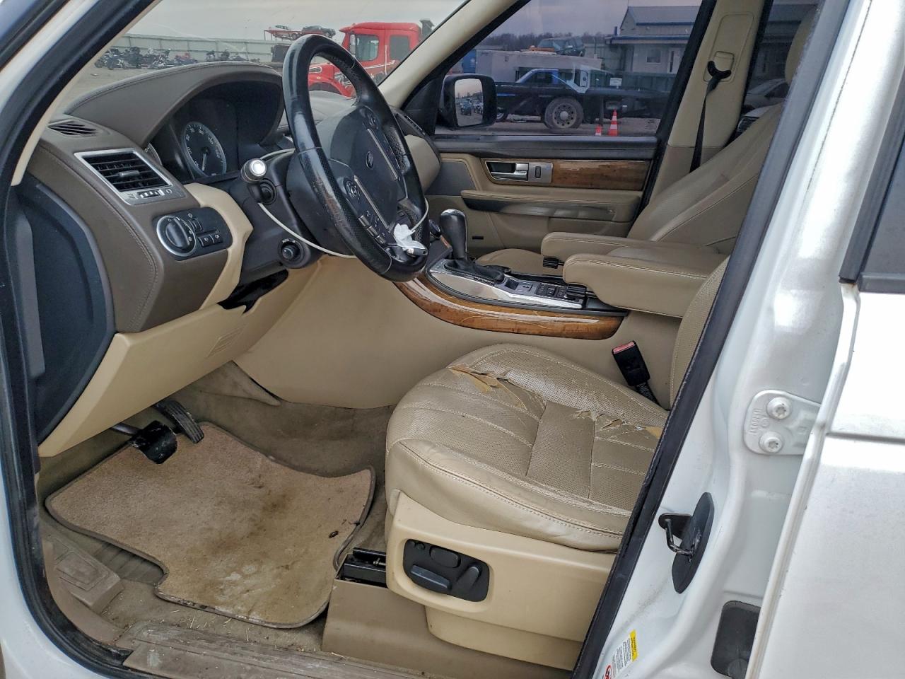 LAND ROVER RANGE ROVER HSE LUXURY