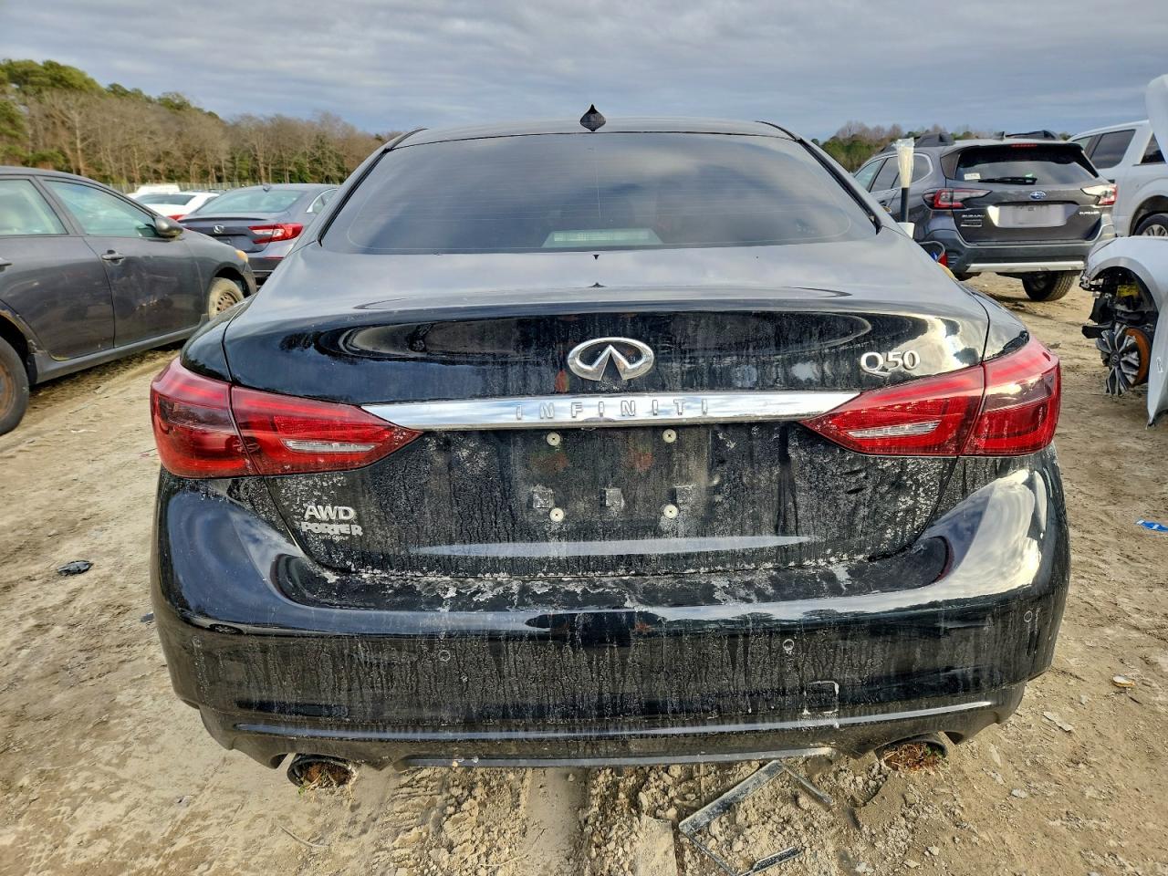 INFINITI Q50 LUXE