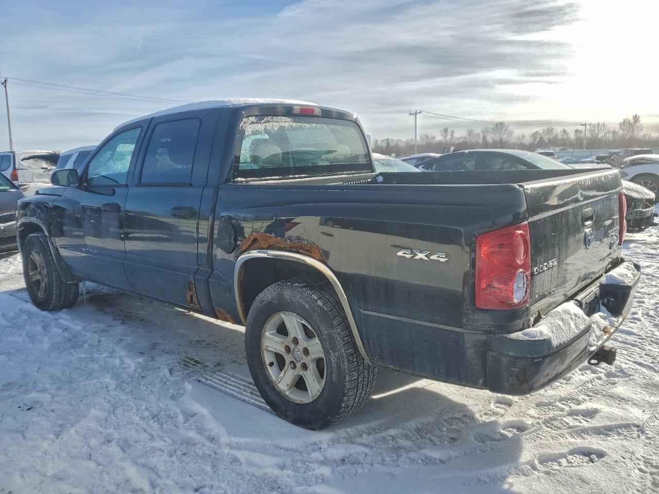 DODGE DAKOTA SLT