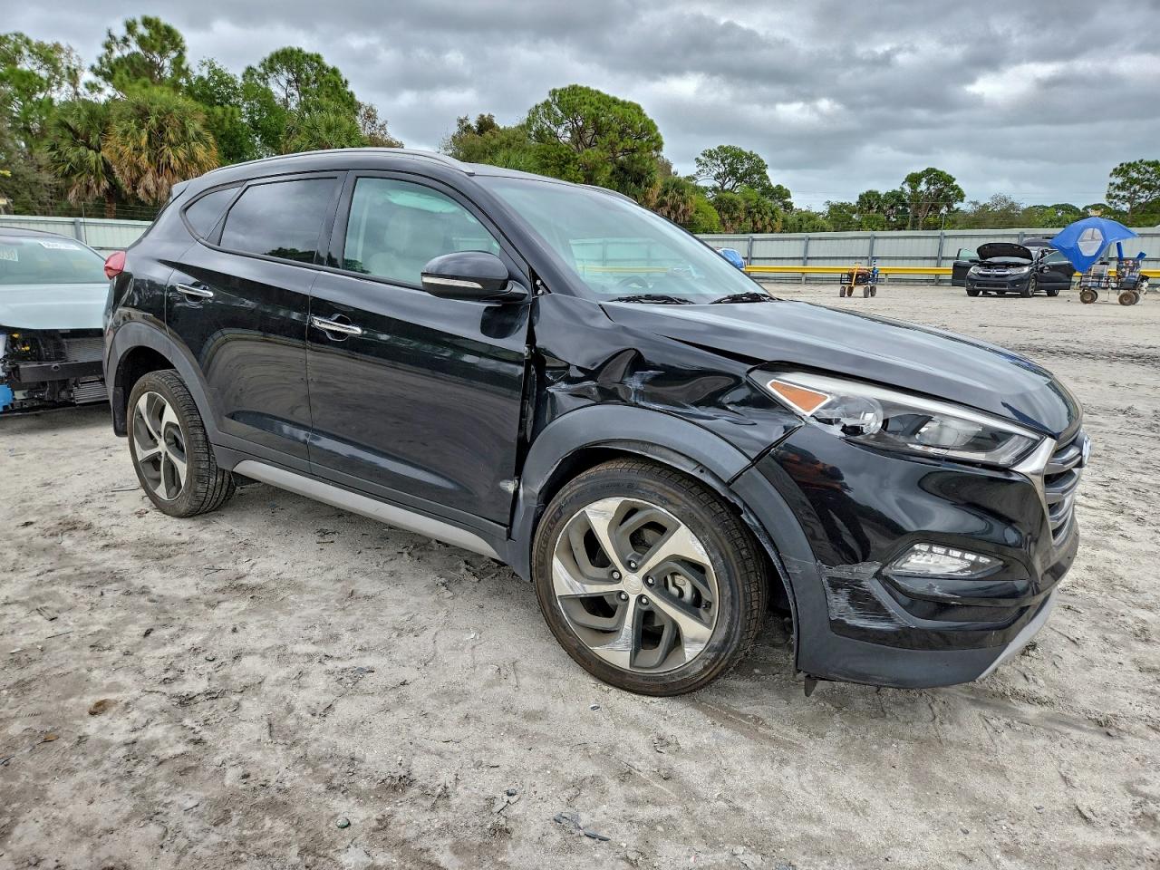HYUNDAI TUCSON LIMITED