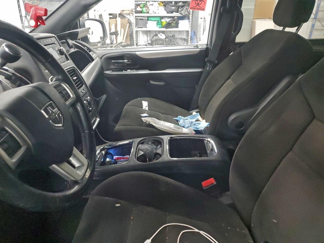 DODGE GRAND CARAVAN SE