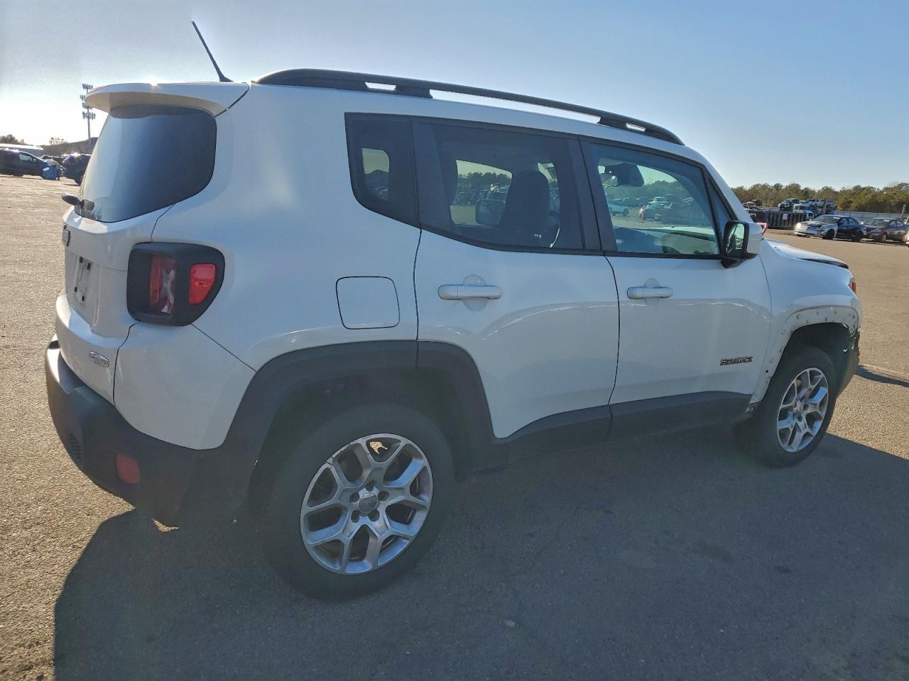 Lot #3315888166 2015 JEEP RENEGADE L