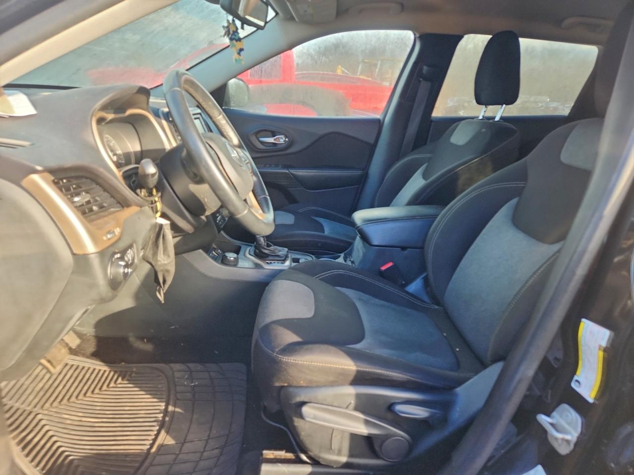 JEEP GRAND CHEROKEE LATITUDE