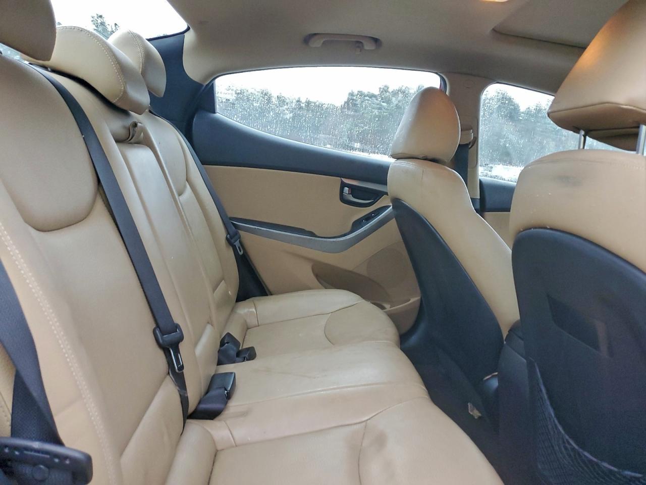 Lot #3315727348 2013 HYUNDAI ELANTRA GL