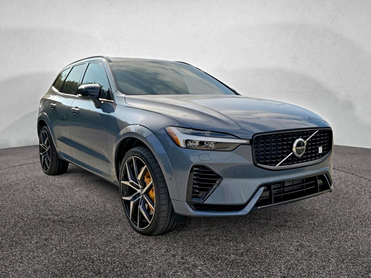 VOLVO XC60 POLESTAR ENGINEERED