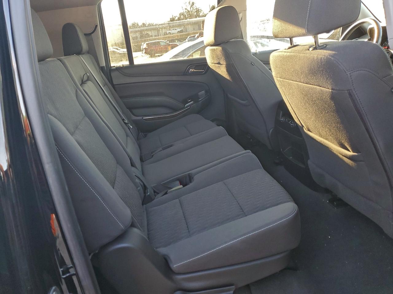 CHEVROLET SUBURBAN K1500 LS