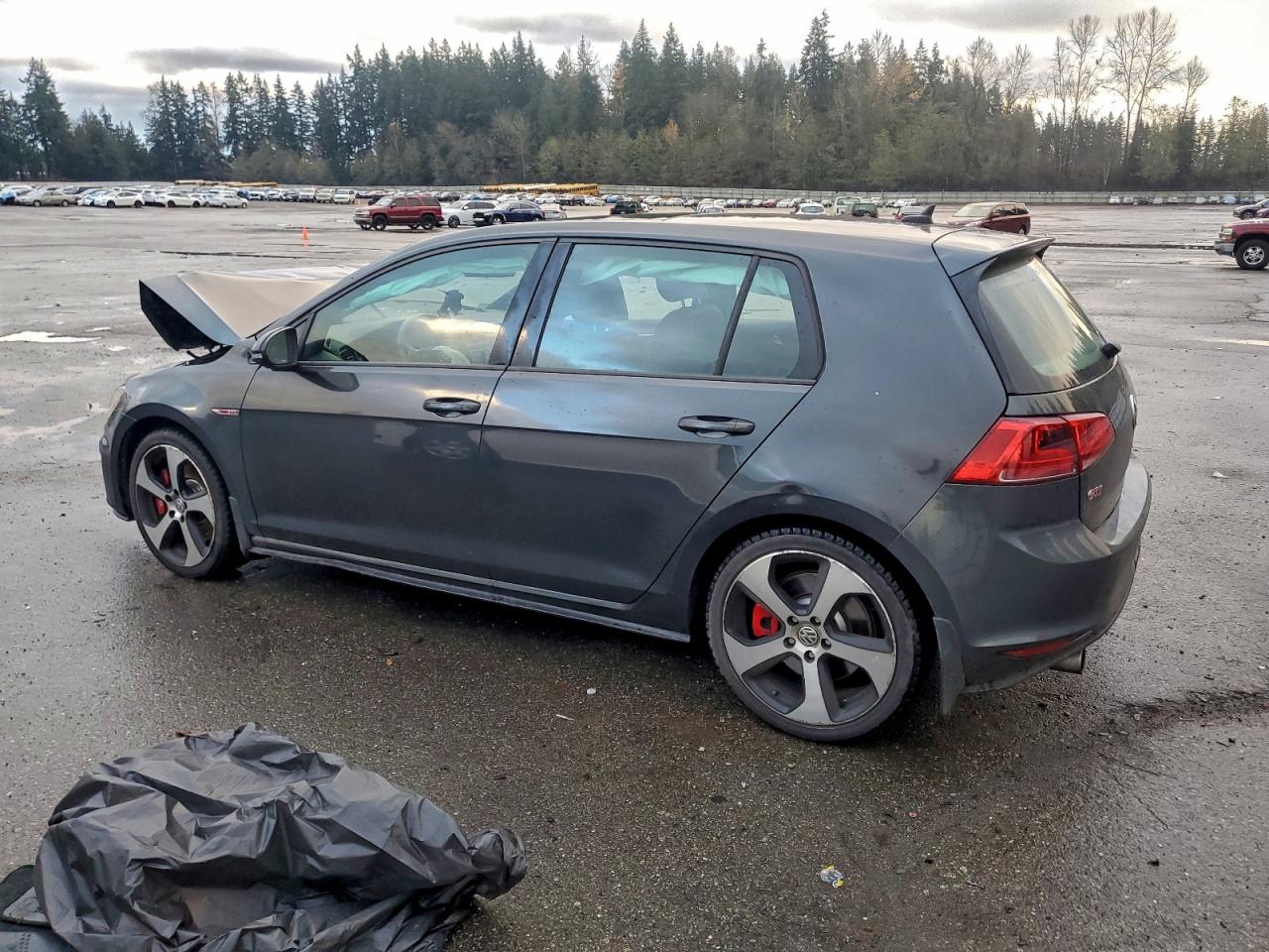 VOLKSWAGEN GOLF GTI SPORT