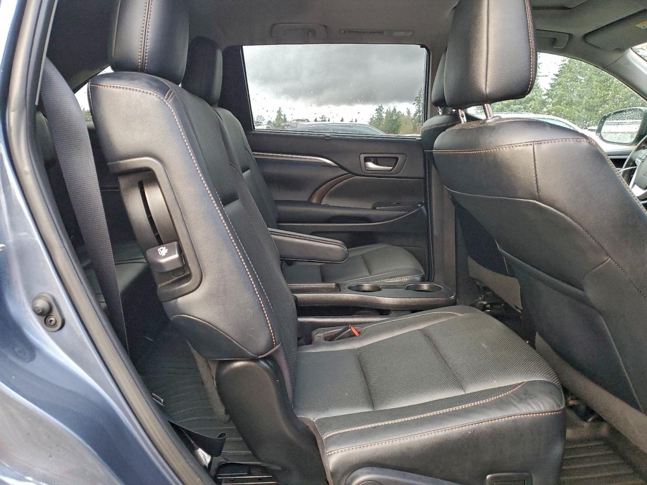 TOYOTA HIGHLANDER HYBRID LIMITED