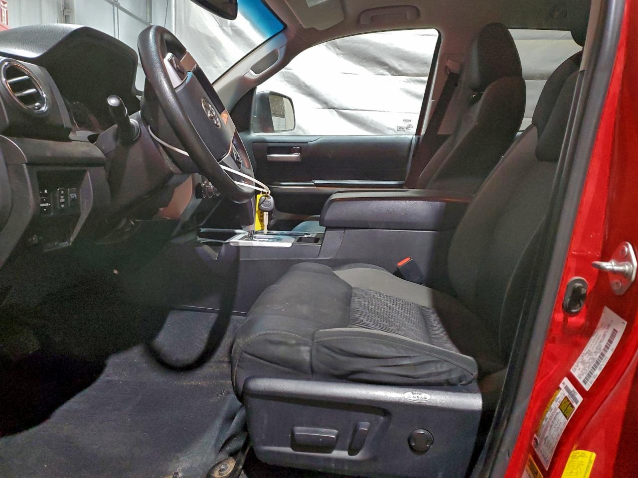 TOYOTA TUNDRA DOUBLE CAB SR