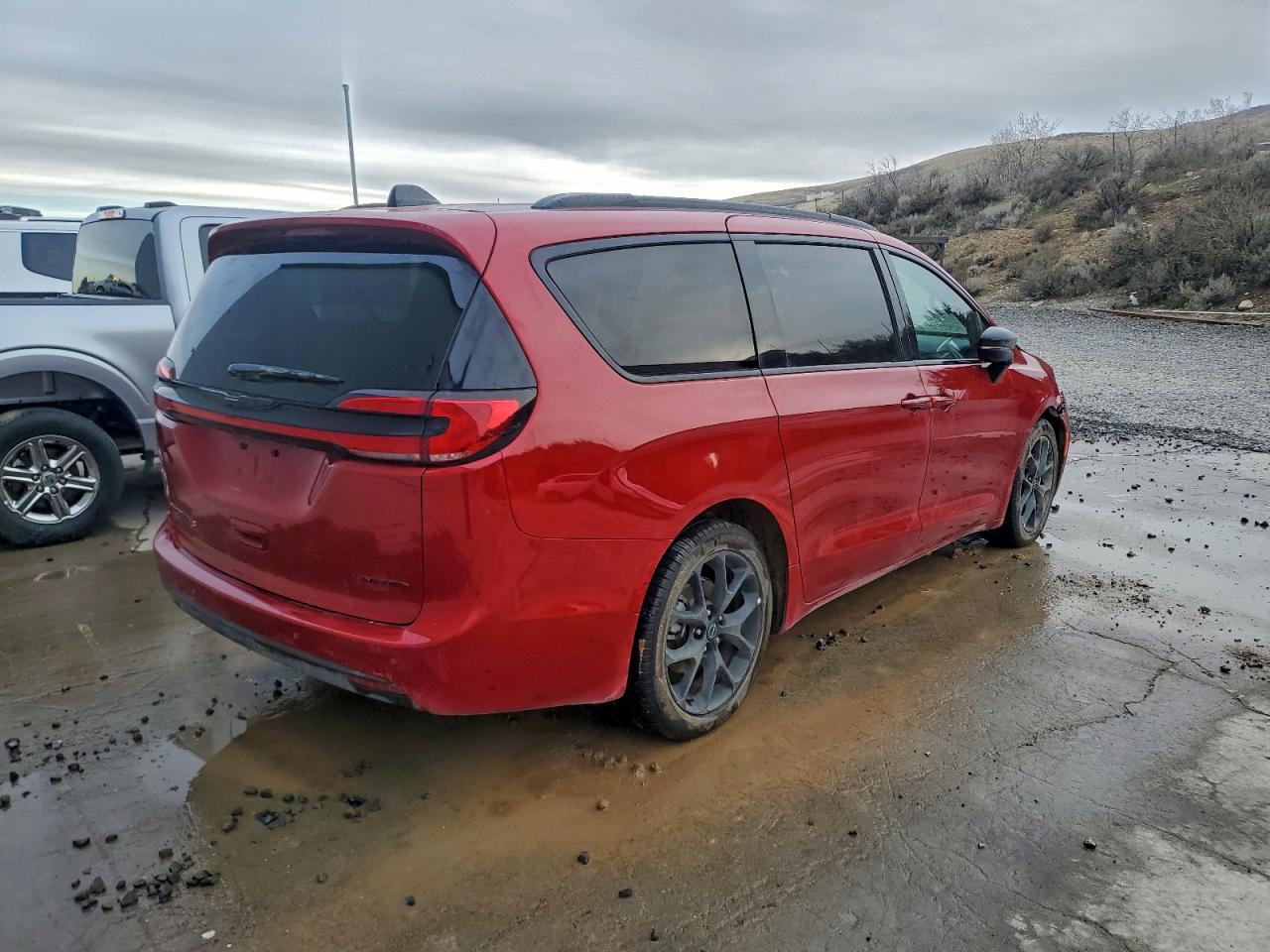 CHRYSLER PACIFICA LIMITED