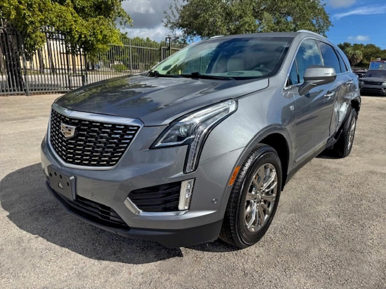 CADILLAC XT5 PREMIUM LUXURY
