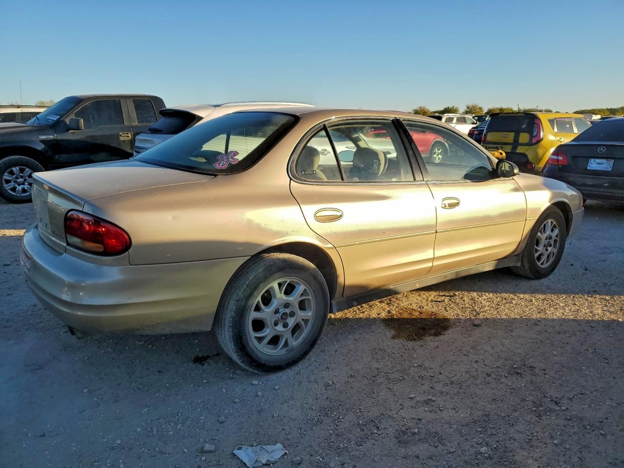 Lot #3311664247 2002 OLDSMOBILE INTRIGUE G