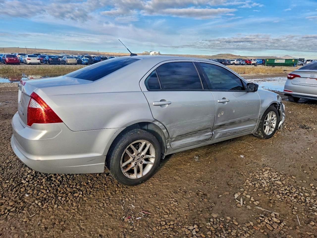 FORD FUSION S