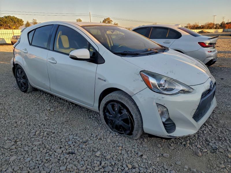 2016 TOYOTA PRIUS C #3316700516