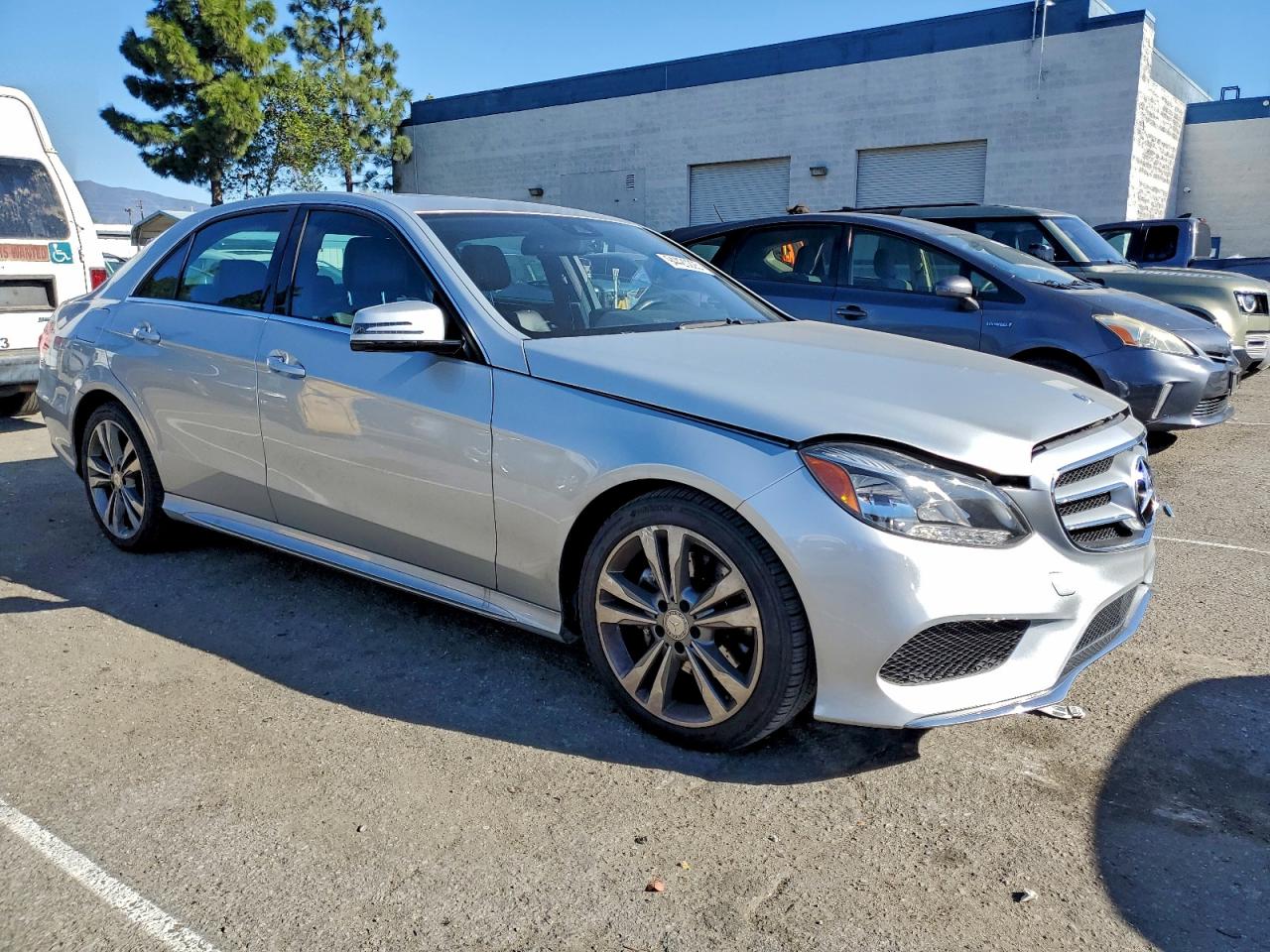 MERCEDES-BENZ E-CLASS 350