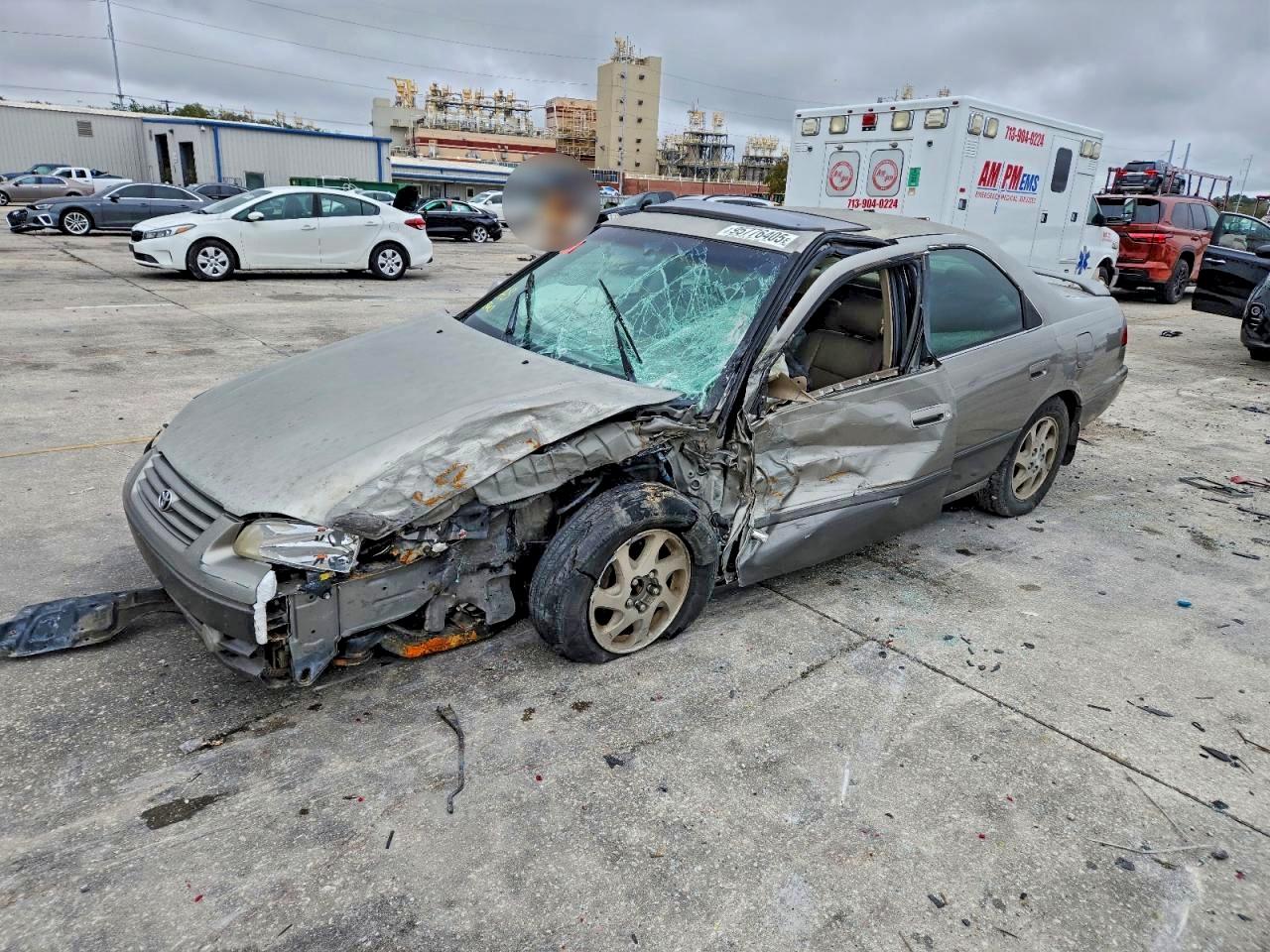 Lot #3311667297 1999 TOYOTA CAMRY LE