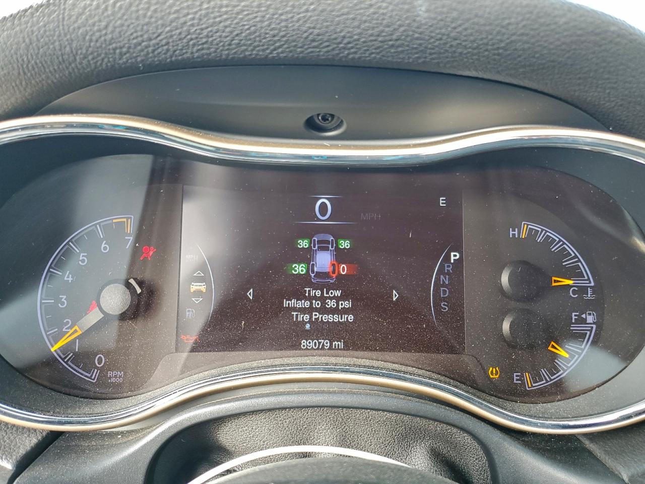 JEEP GRAND CHEROKEE LAREDO