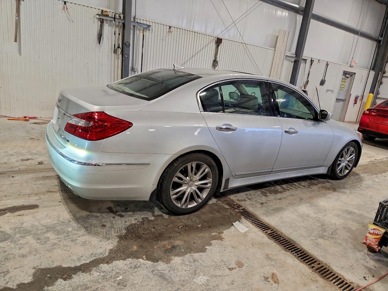 HYUNDAI GENESIS 4.6L