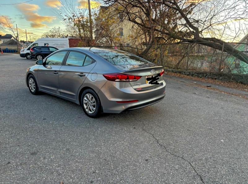 2018 HYUNDAI ELANTRA SE #3318059374