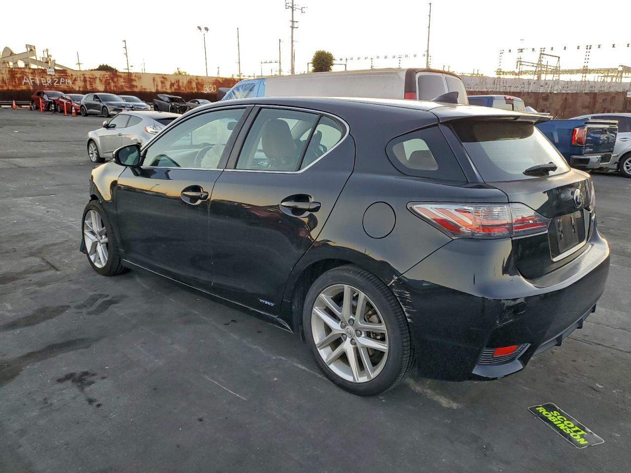LEXUS CT 200H 200