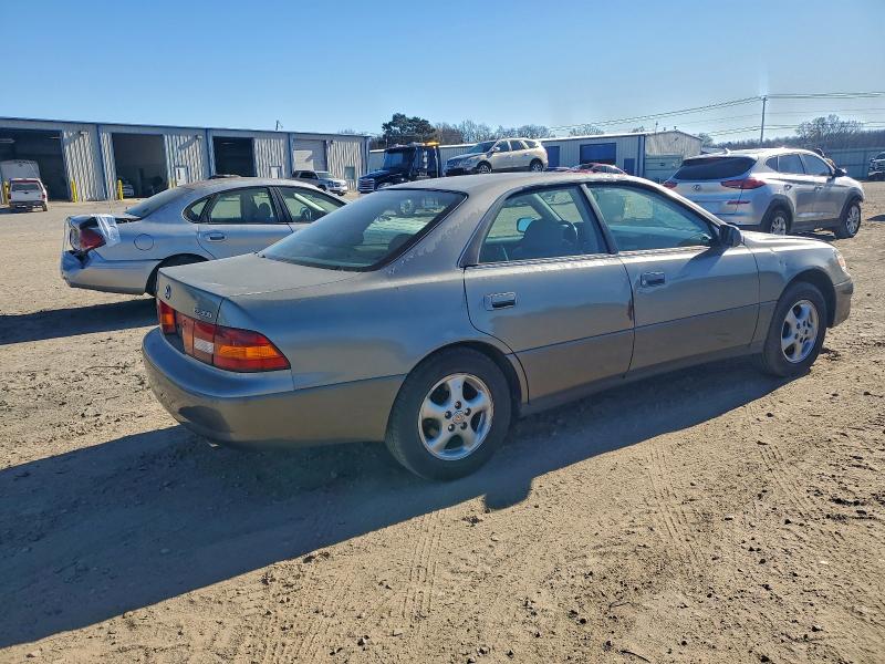 1999 LEXUS ES 300 #3315881101
