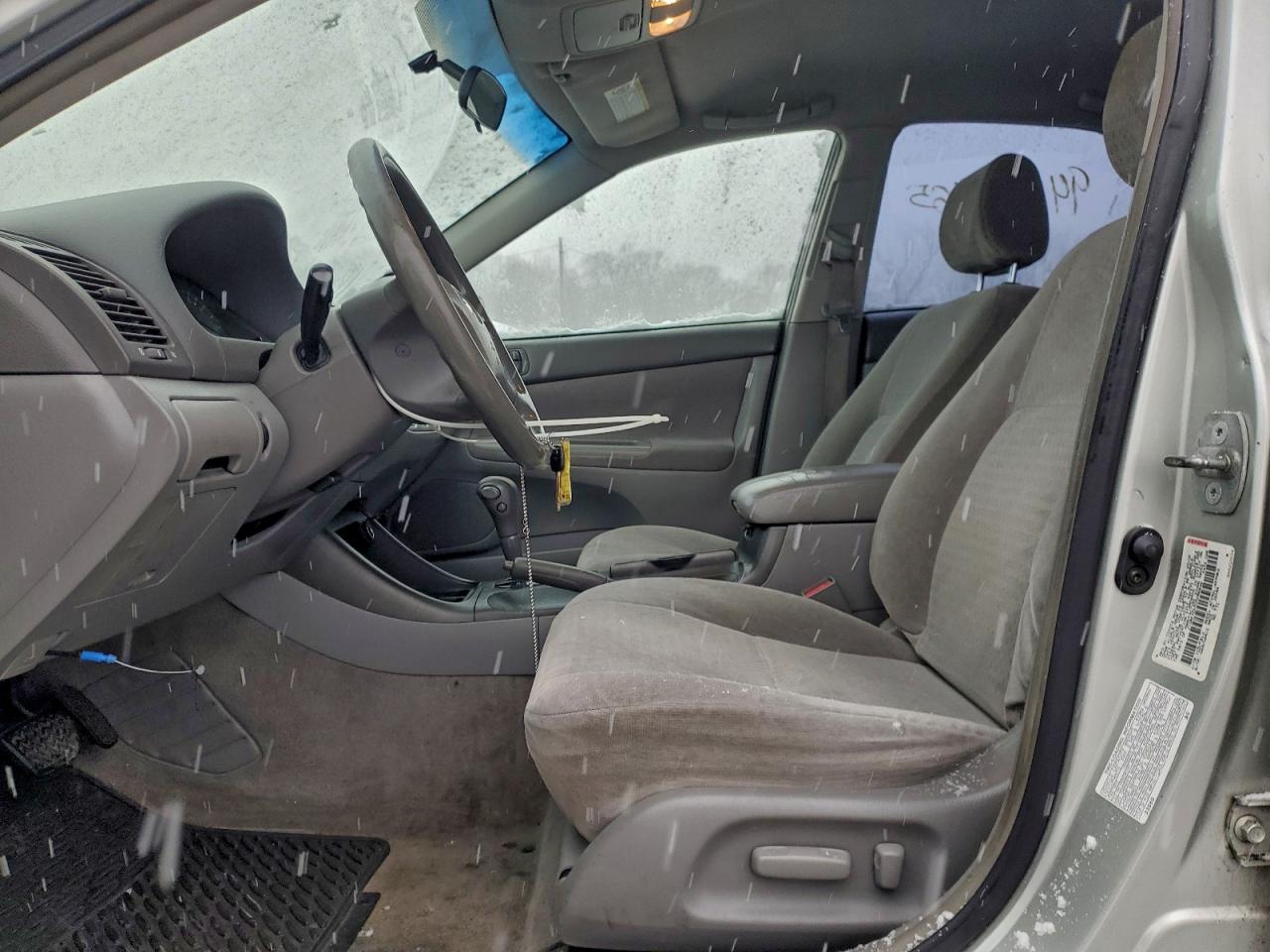 Lot #3304516472 2002 TOYOTA CAMRY LE