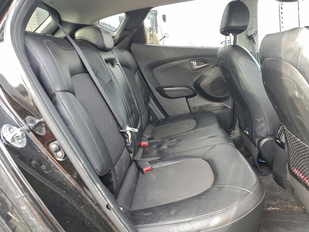 Lot #3305522061 2015 HYUNDAI TUCSON LIM