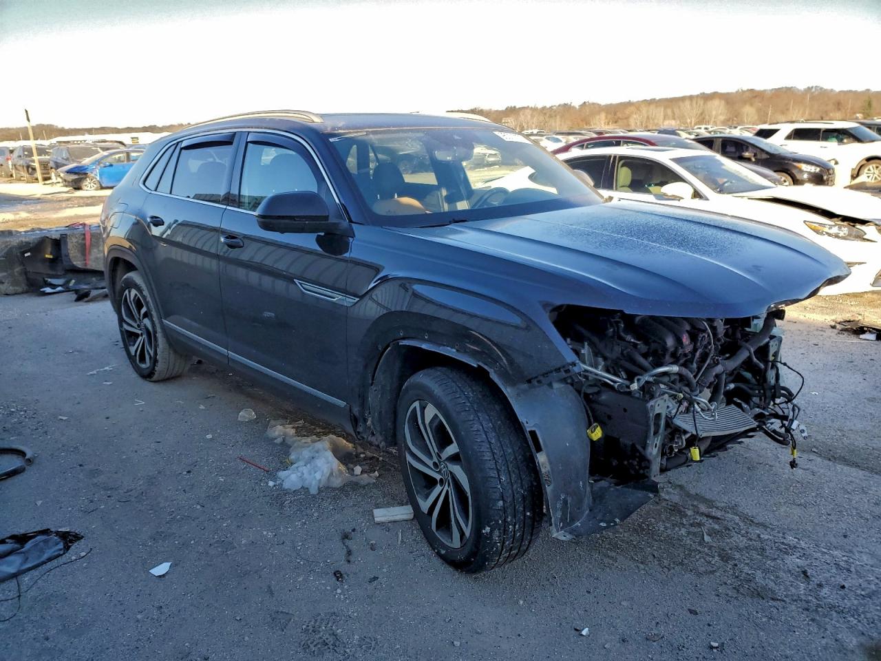 VOLKSWAGEN ATLAS CROSS SPORT SEL PREMIUM