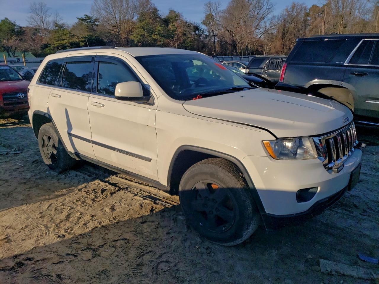 JEEP GRAND CHEROKEE LAREDO