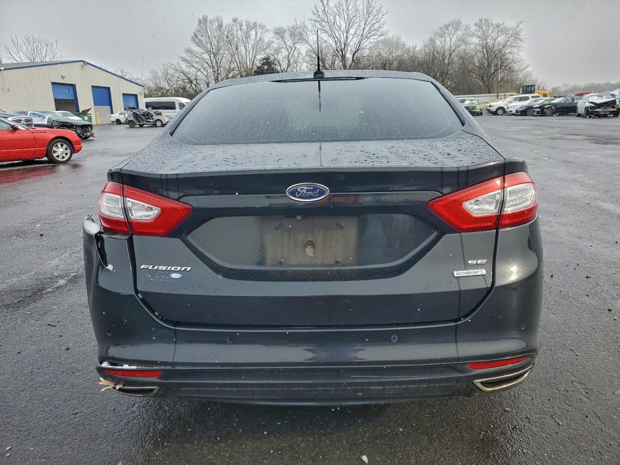 FORD FUSION SE
