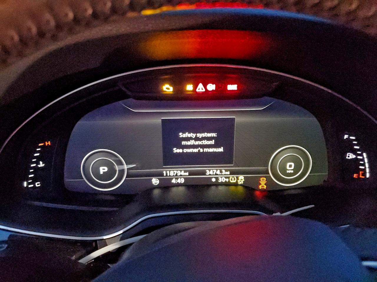 AUDI Q7 PREMIUM PLUS