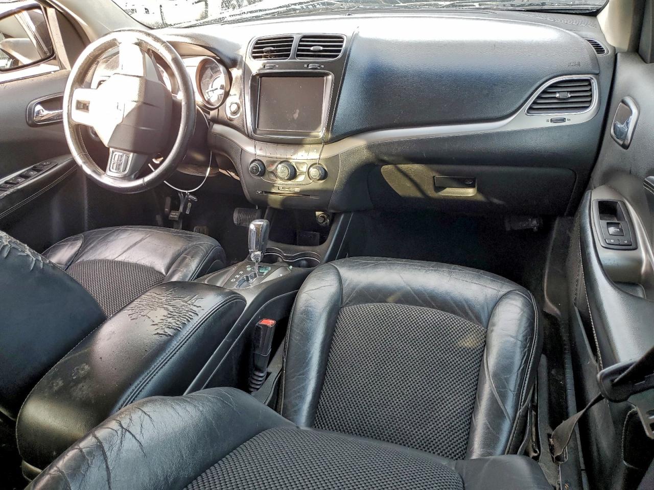 DODGE JOURNEY CROSSROAD