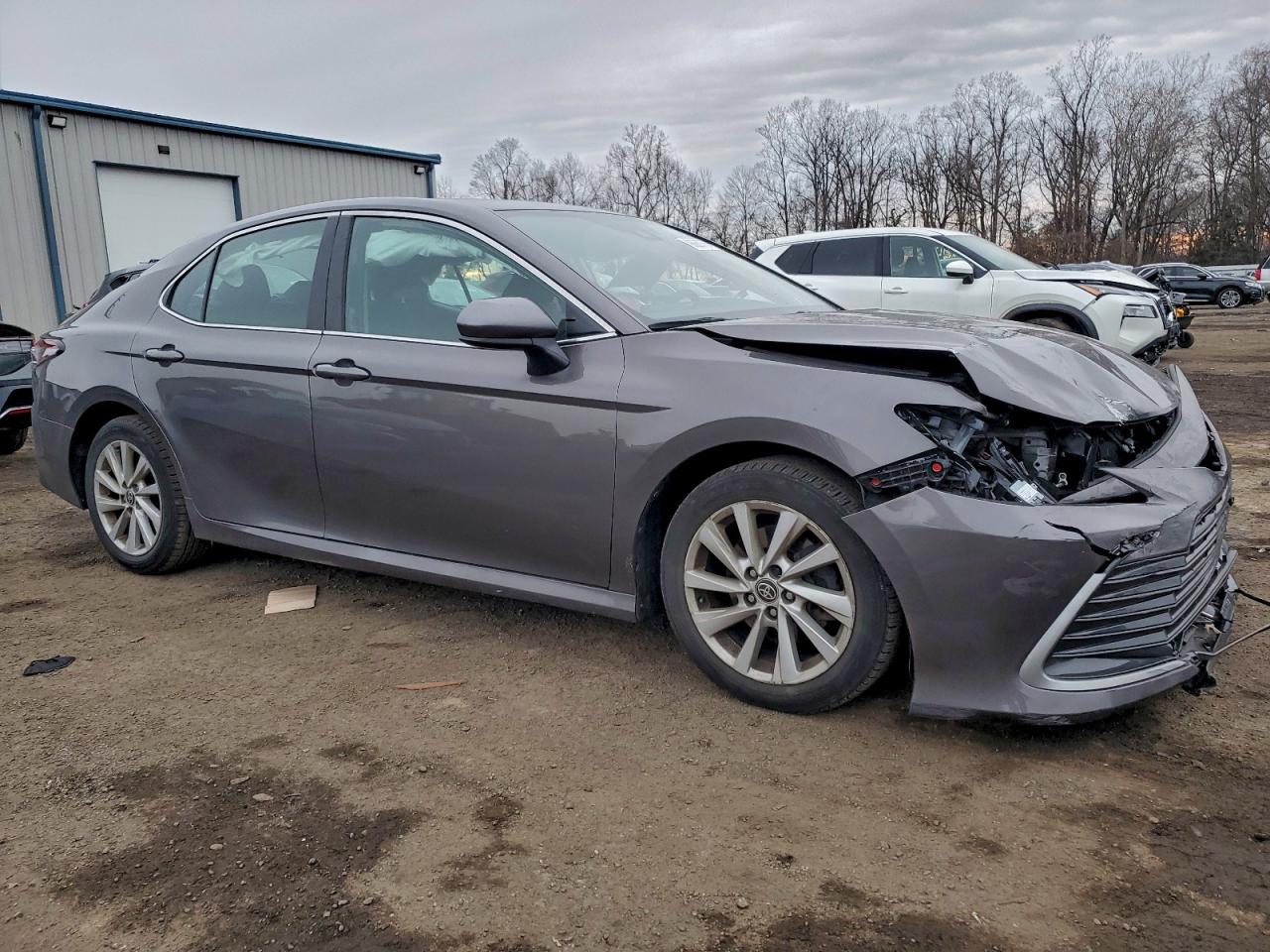 Lot #3314905526 2023 TOYOTA CAMRY LE