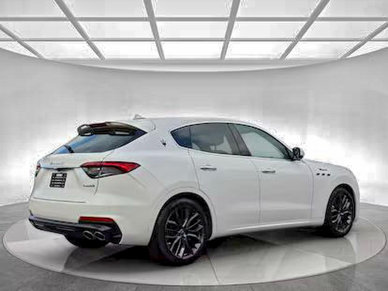 MASERATI LEVANTE MODENA