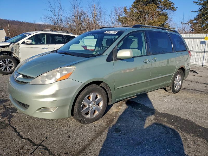 2008 TOYOTA SIENNA XLE #3312467623