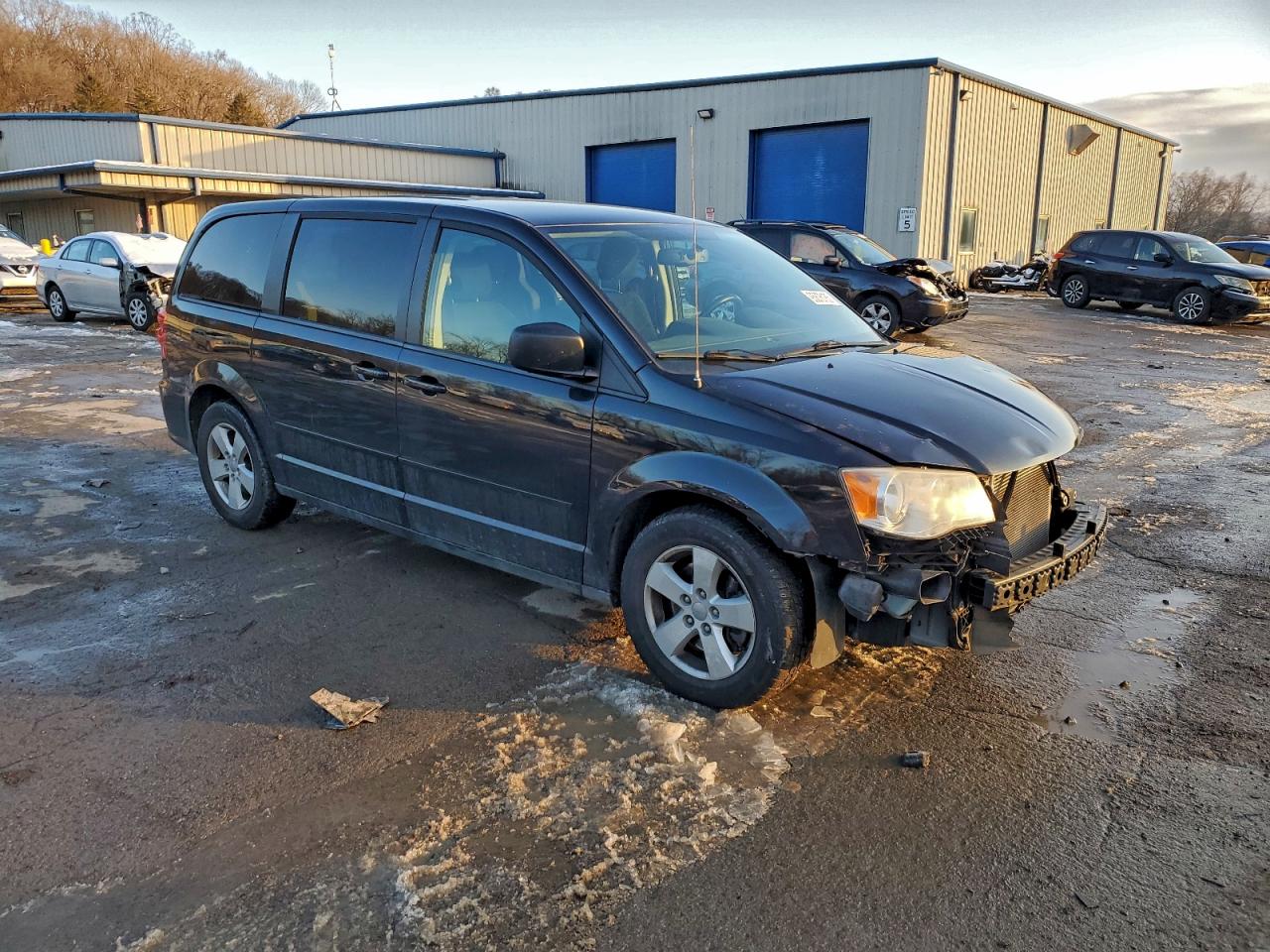 Lot #3317864944 2015 DODGE GRAND CARA