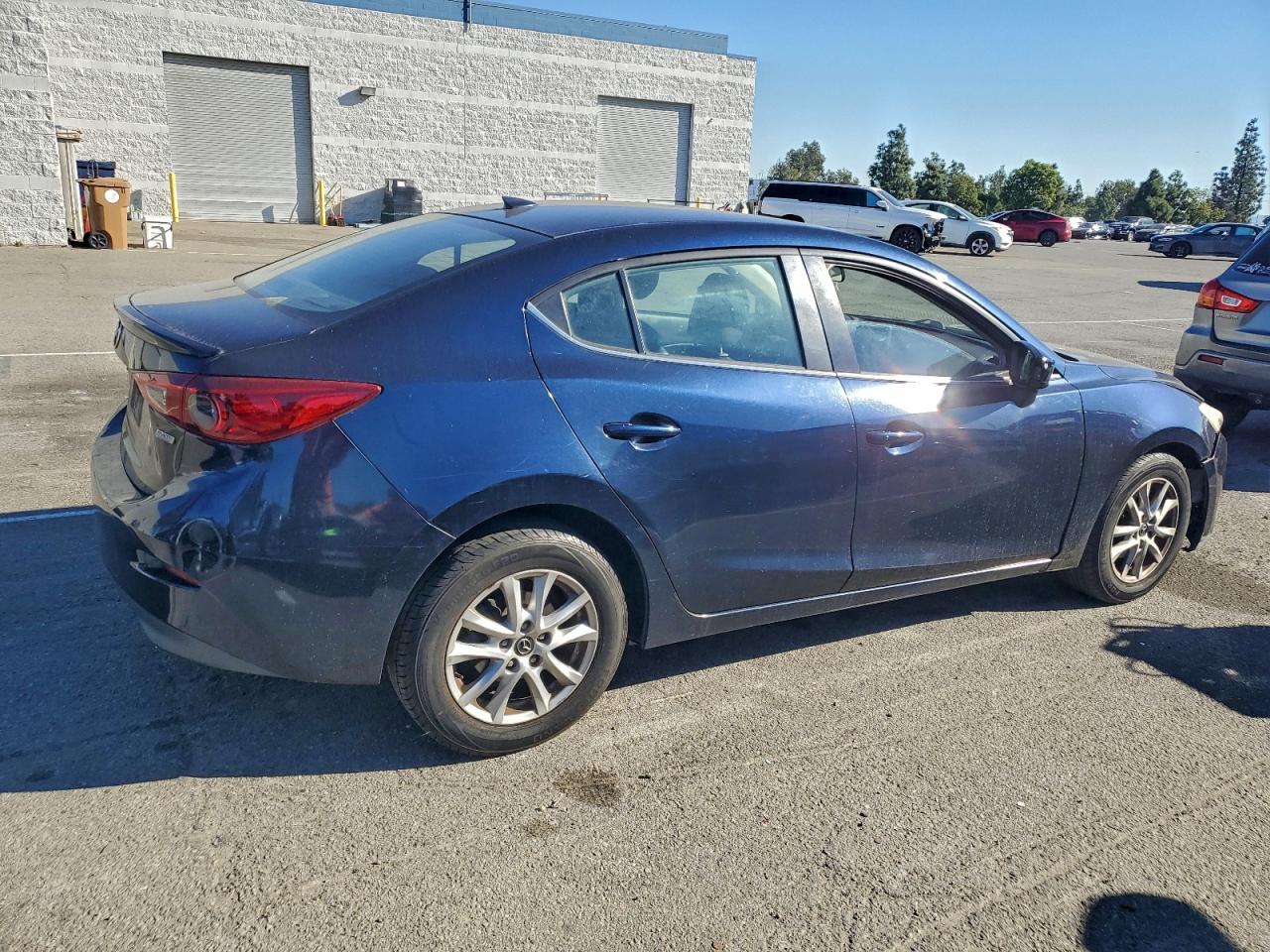 MAZDA 3 GRAND TOURING