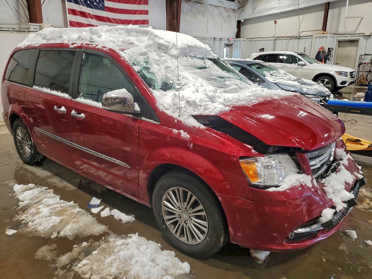 Lot #3309625055 2013 CHRYSLER TOWN & COU