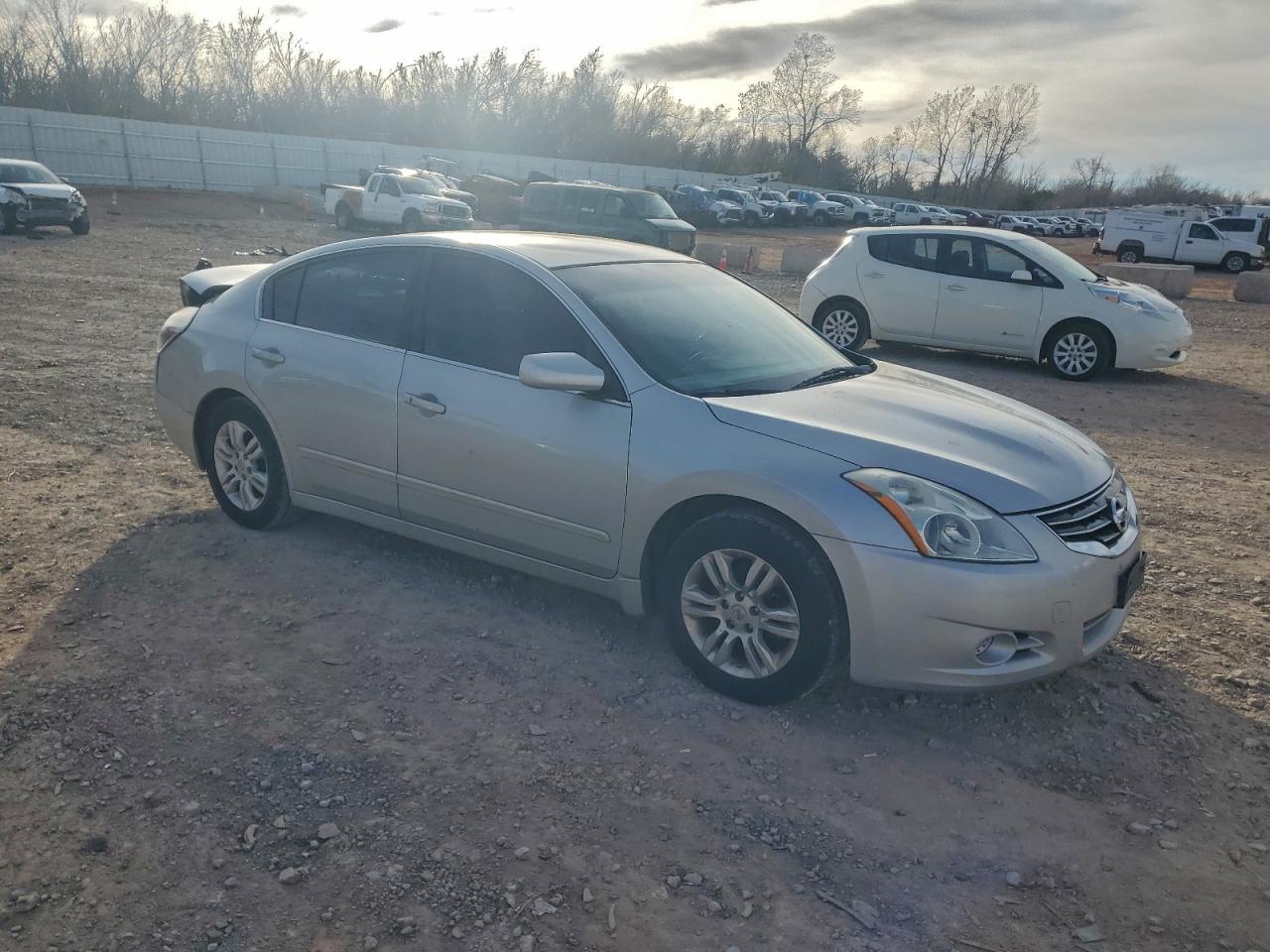 NISSAN ALTIMA BASE