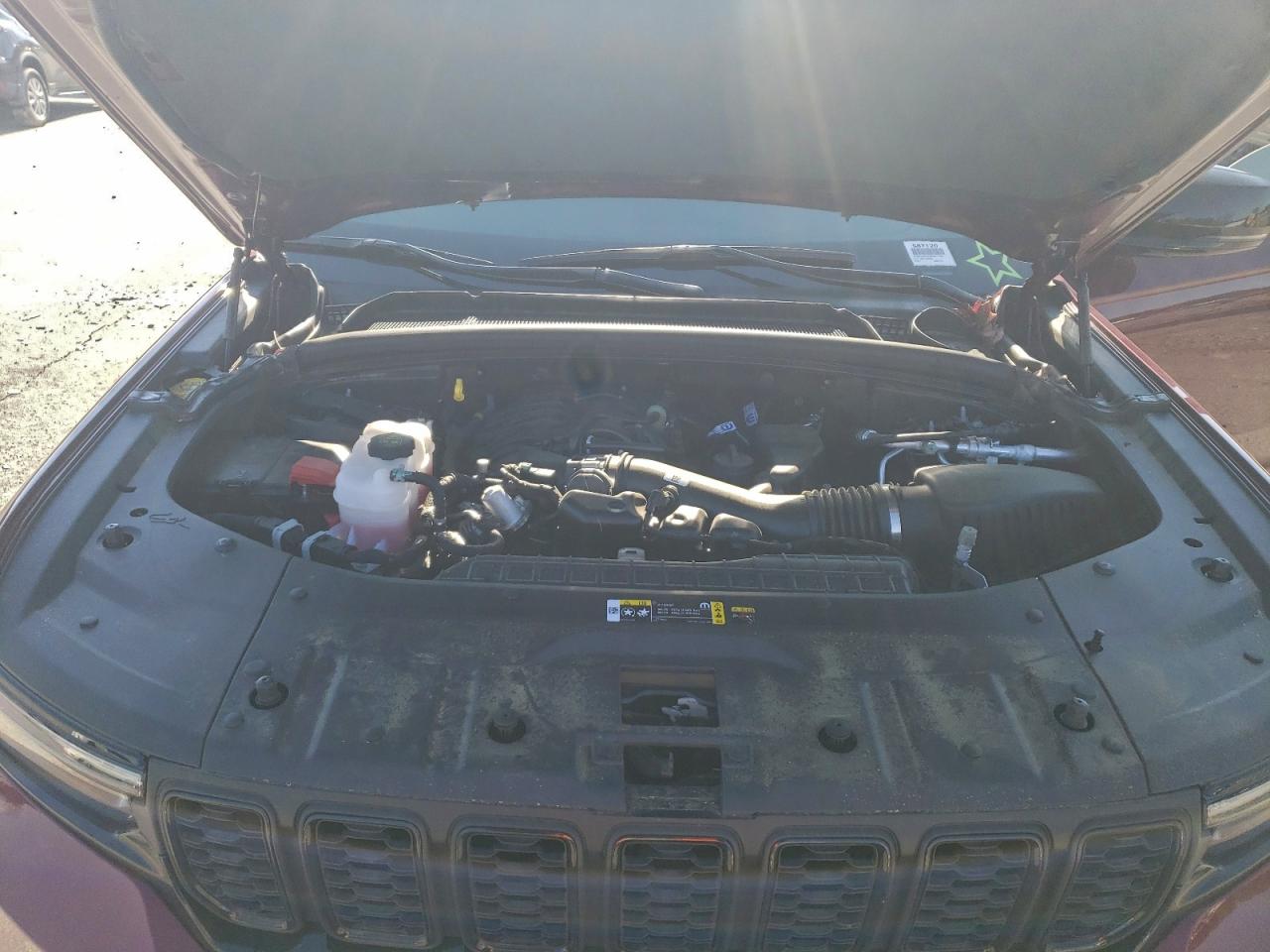 JEEP GRAND CHEROKEE LAREDO