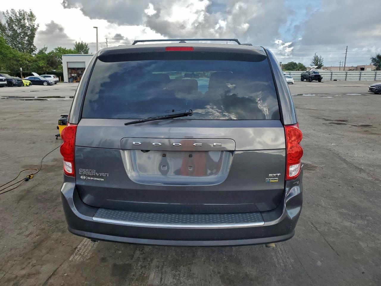 DODGE GRAND CARAVAN SXT