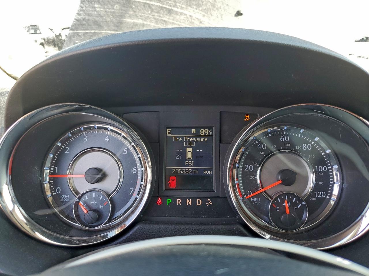 CHRYSLER TOWN & COUNTRY TOURING L