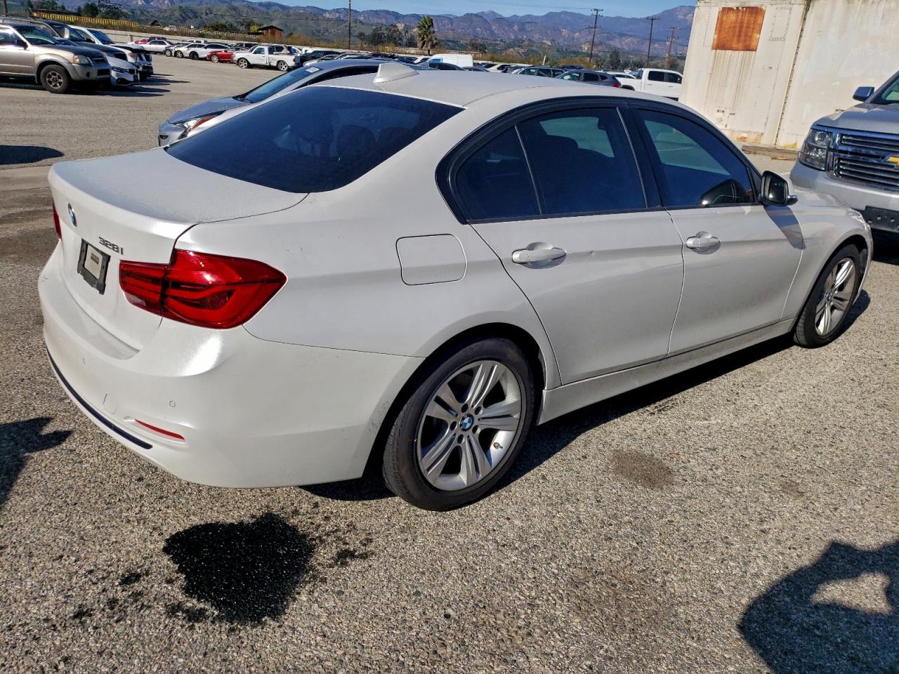 BMW 3 SERIES I SULEV